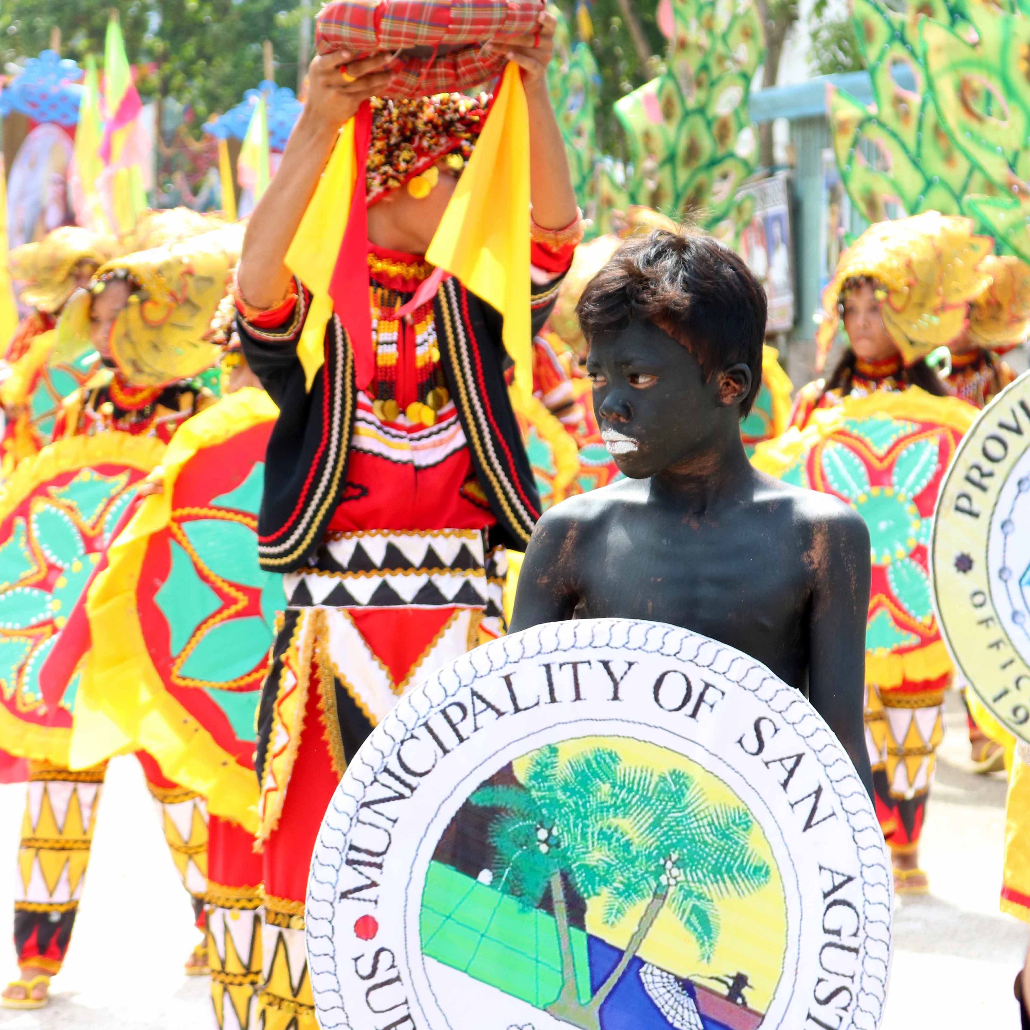 <b class="font-bara"><i class="bi bi-geo-fill h4"></i> KALUMONAN FESTIVAL</b> <br/>KALUMONAN FESTIVAL
has been celebrated to reminisce and keep alive the spirit of close kinship of KAMAYOS. It is a kind of indeniable mark that interconnect all KAMAYO, that is the deeper bond for each other.
A celebration depecting the local culture, beliefs and traditions, thanksgiving of graces showered to the people of San Agustin.